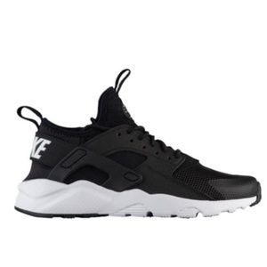Black nike huarache